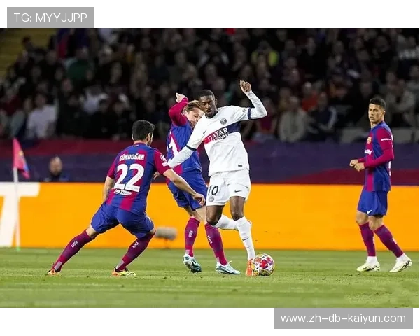 本菲卡巴尔科禁区双人防守下的绝妙推射破门，引爆全场